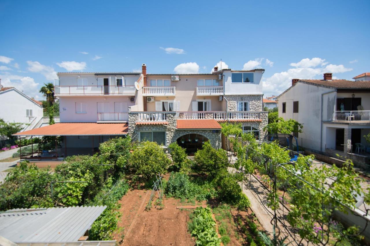 Sobe Rolo Uz More Hotel Biograd Na Moru Exterior photo